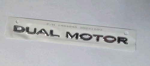 Tesla dual motor badge - dual,